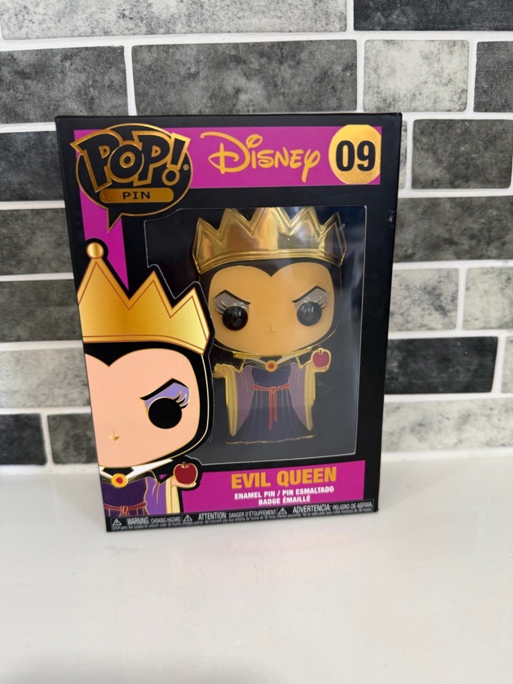 Funko Pop! Pin Evil Queen Enamel Pin - Black, Gold, Purple, Pink